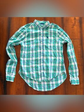 Abercrombie & Fitch Green and White Plaid Button-Down Shirt